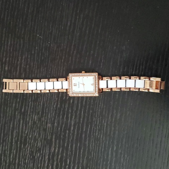 Joan Rivers Classics  Watch - Picture 3 of 5